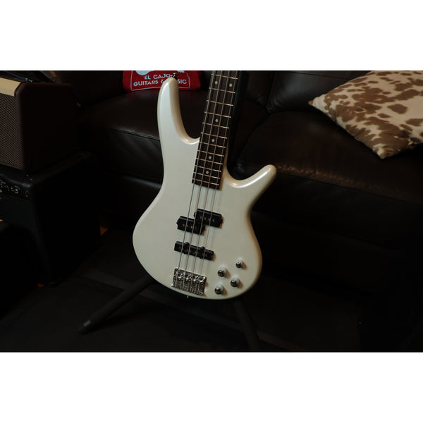 Ibanez GSR200 Gio SR 4-String Electric Bass
