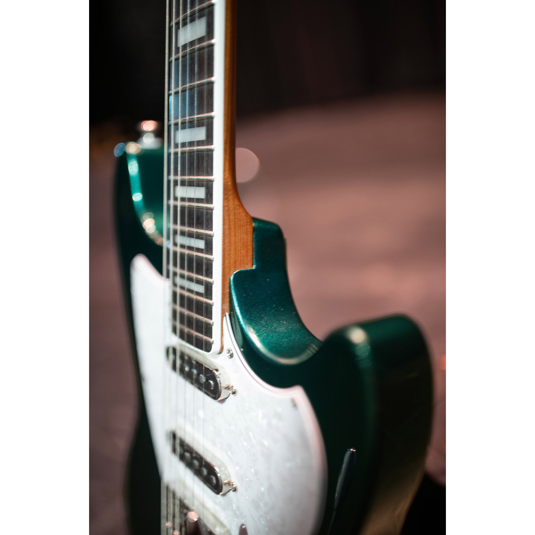 Guild Surfliner Deluxe – Evergreen Metallic