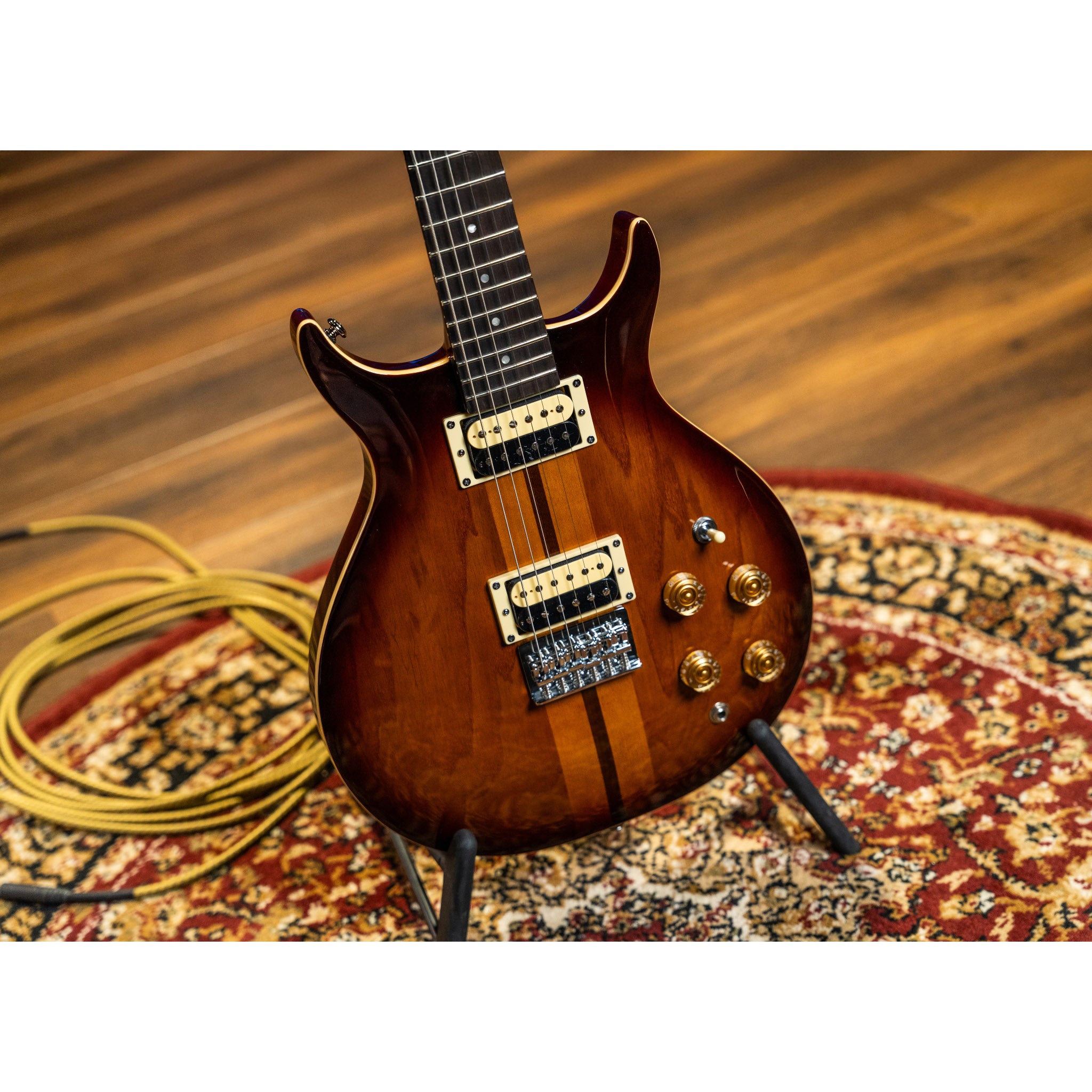Washburn Wing Series Hawk H10TS-U – Tobacco Sunburst – In Stock