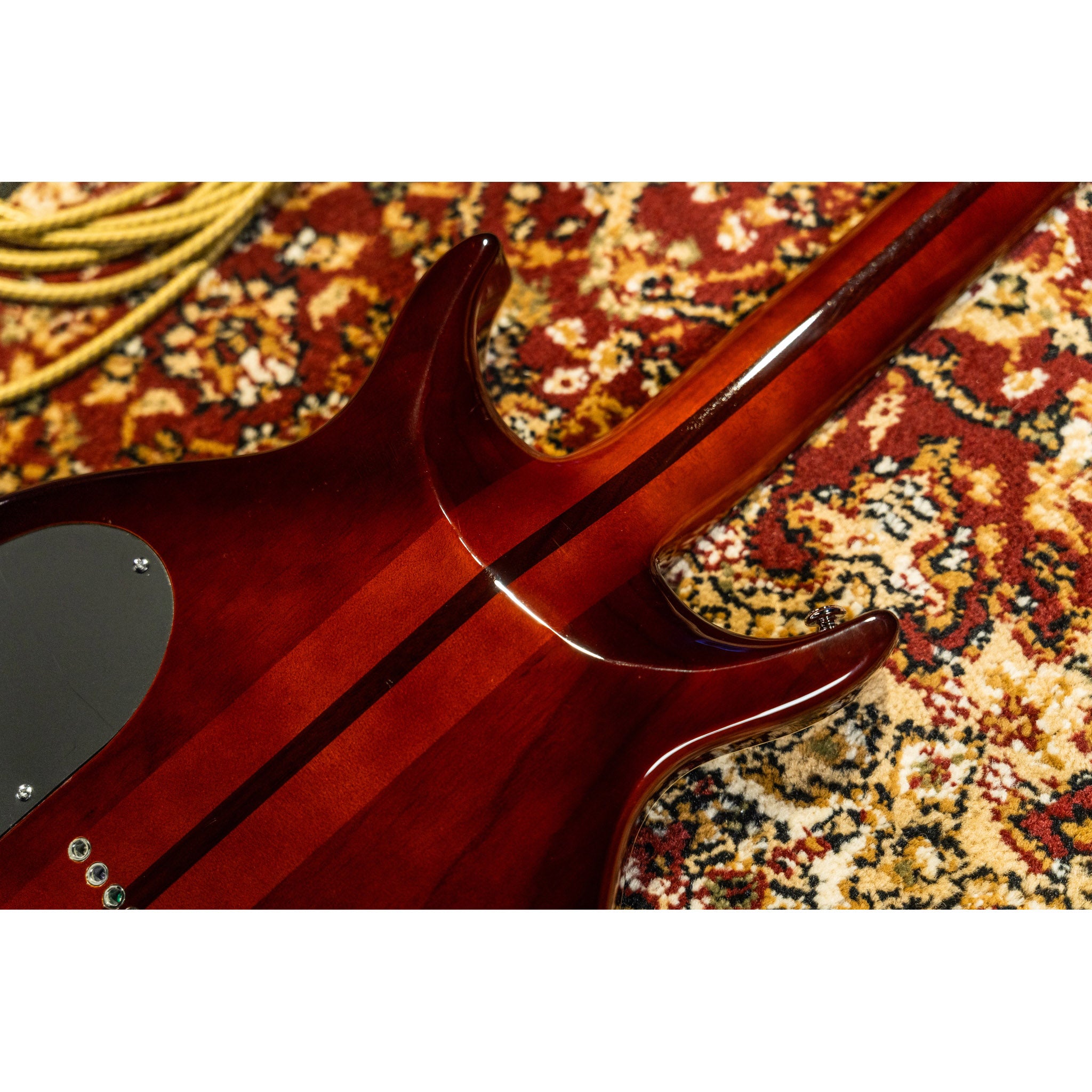 Washburn Wing Series Hawk H10TS-U – Tobacco Sunburst – In Stock