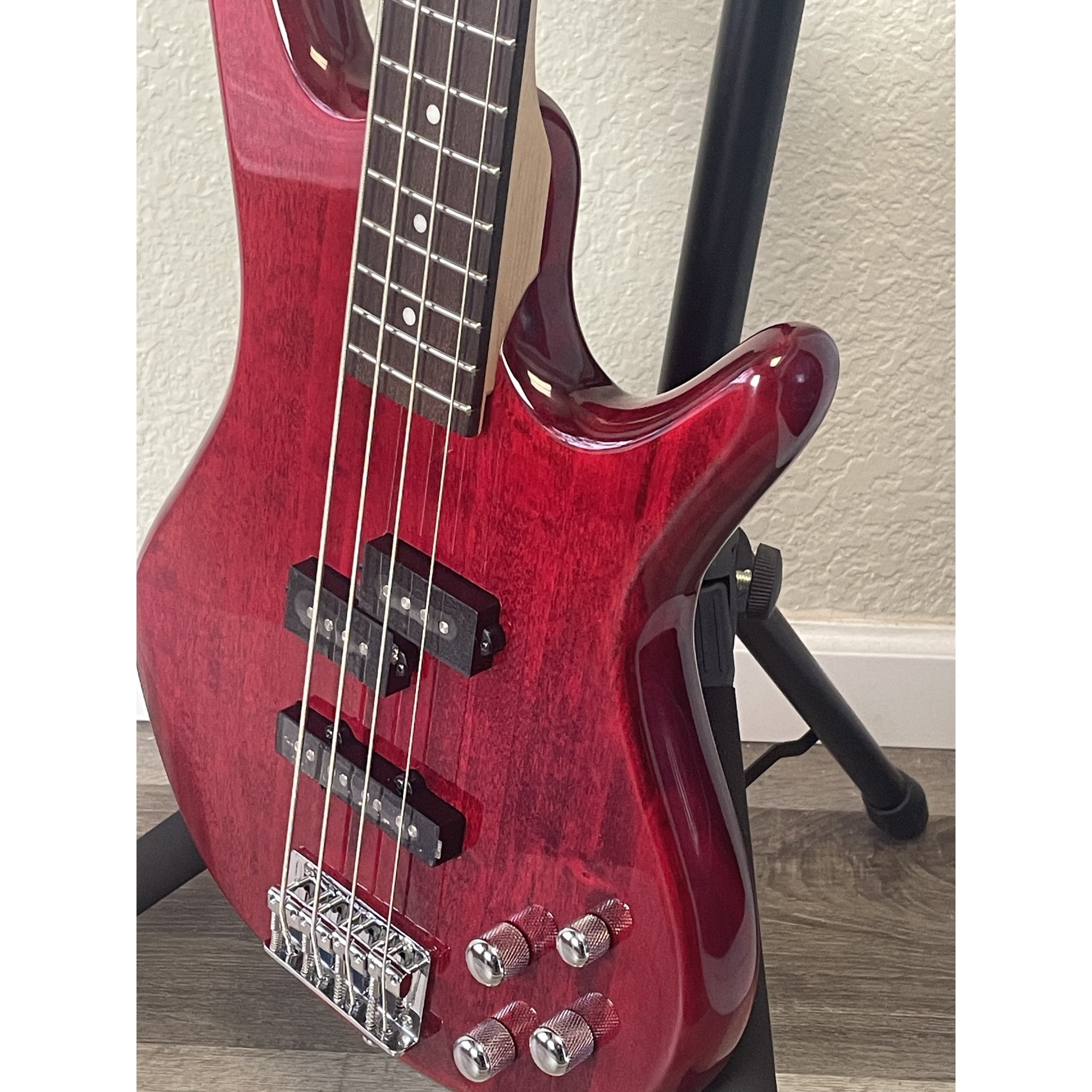 Ibanez GSR200 Gio SR 4-String Electric Bass - Transparent Red