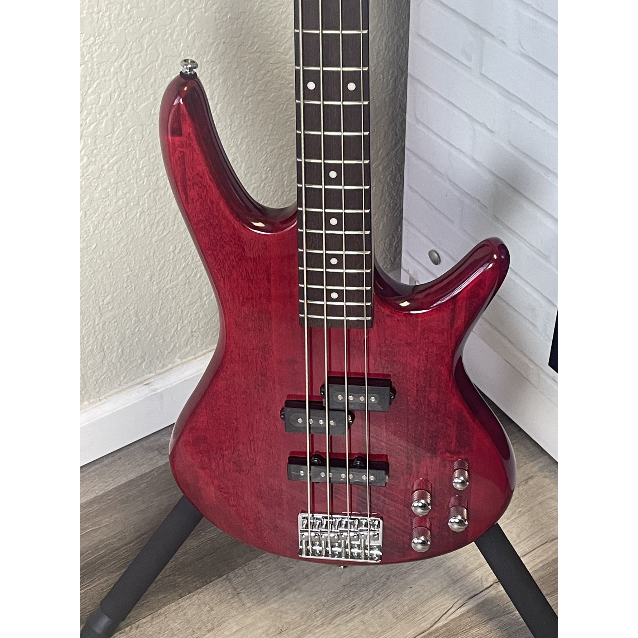Ibanez GSR200 Gio SR 4-String Electric Bass - Transparent Red