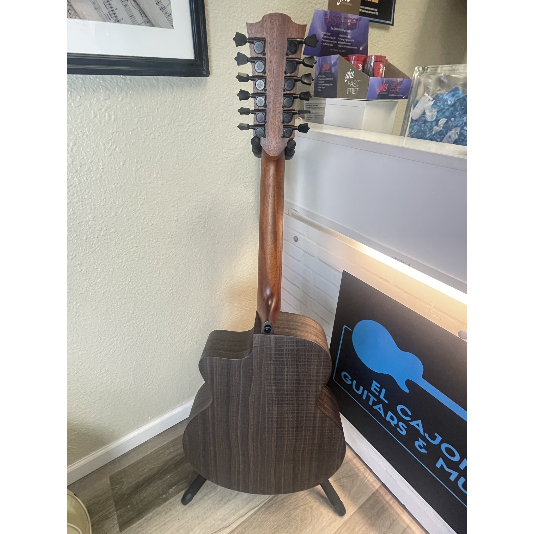 LAG Green Guitars SAUVAGE-L-ACE Auditorium Cutaway Acoustic-Electric Left-Handed