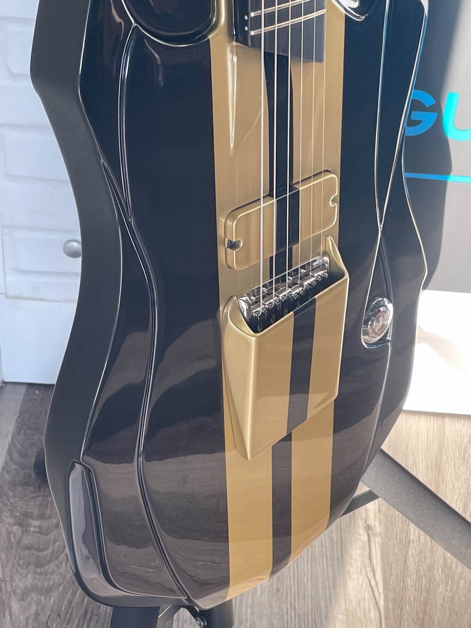 Wild Custom Guitars 1966 FORD MUSTANG GT350H