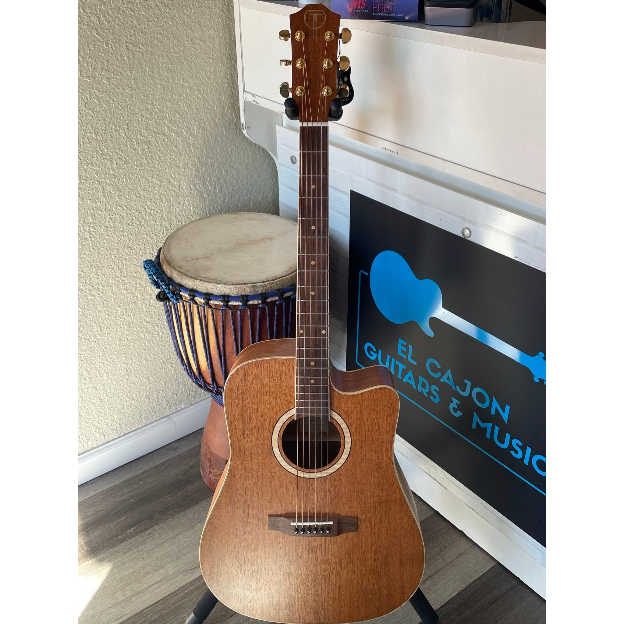 Teton STS203CENT Acoustic Guitar with Fishman Pickup - Clearance Price
