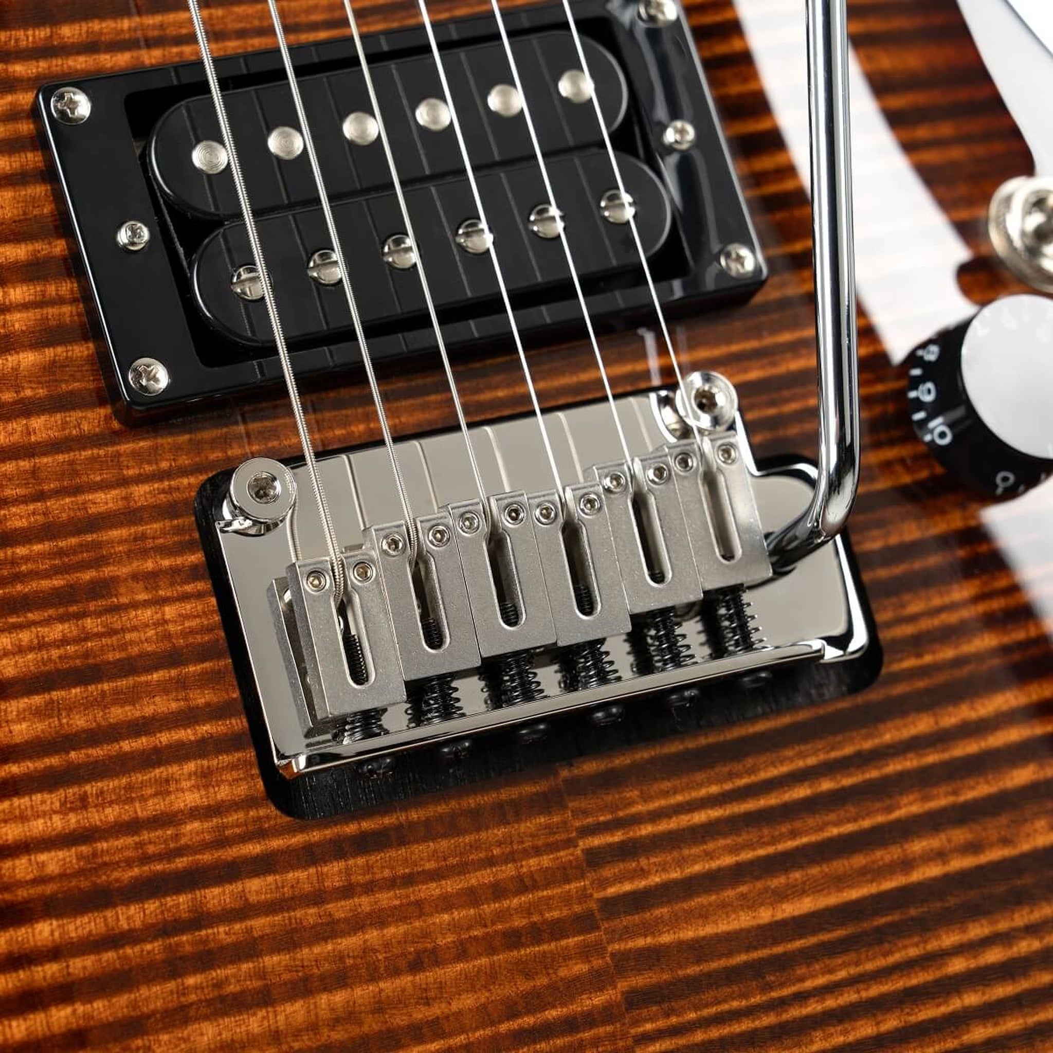 Cort M600T Electric Guitar with Tremolo in Tobacco Sunburst, photo 3