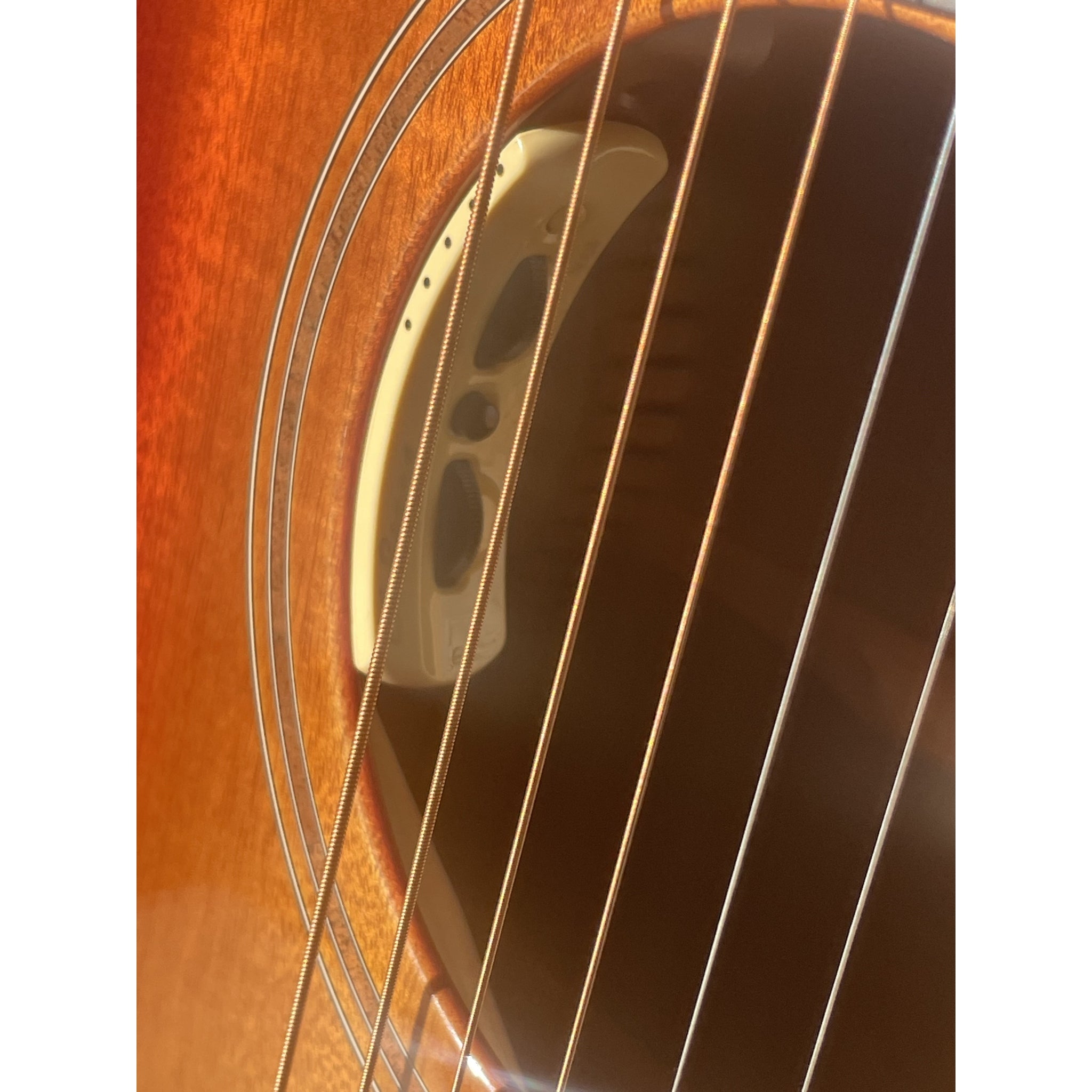 Breedlove USA Made Oregon Concert Old Fashioned CASE INCLUDED CE Myrtlewood-Myrtlewood