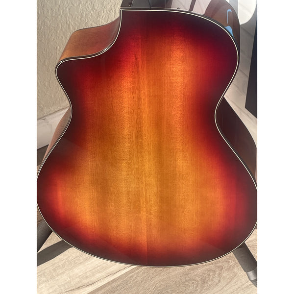 Breedlove USA Made Oregon Concert Old Fashioned CASE INCLUDED CE Myrtlewood-Myrtlewood