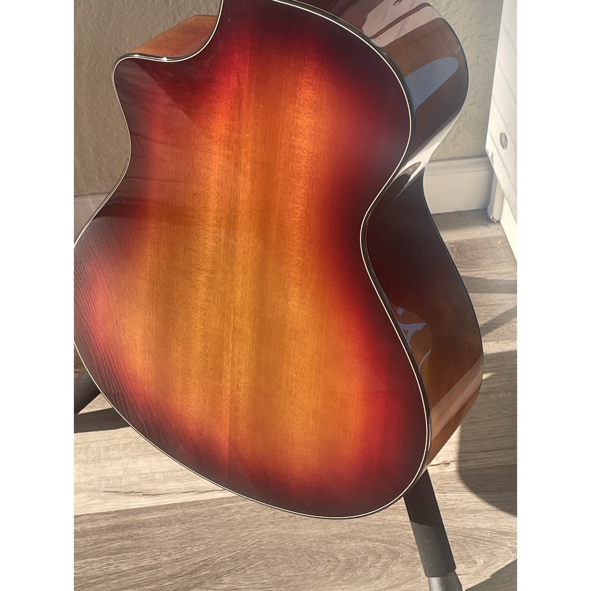 Breedlove USA Made Oregon Concert Old Fashioned CASE INCLUDED CE Myrtlewood-Myrtlewood