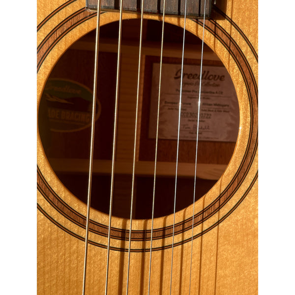 Breedlove Performer Pro Concertina (Parlor) CE — European Spruce / African Mahogany — Aged Toner