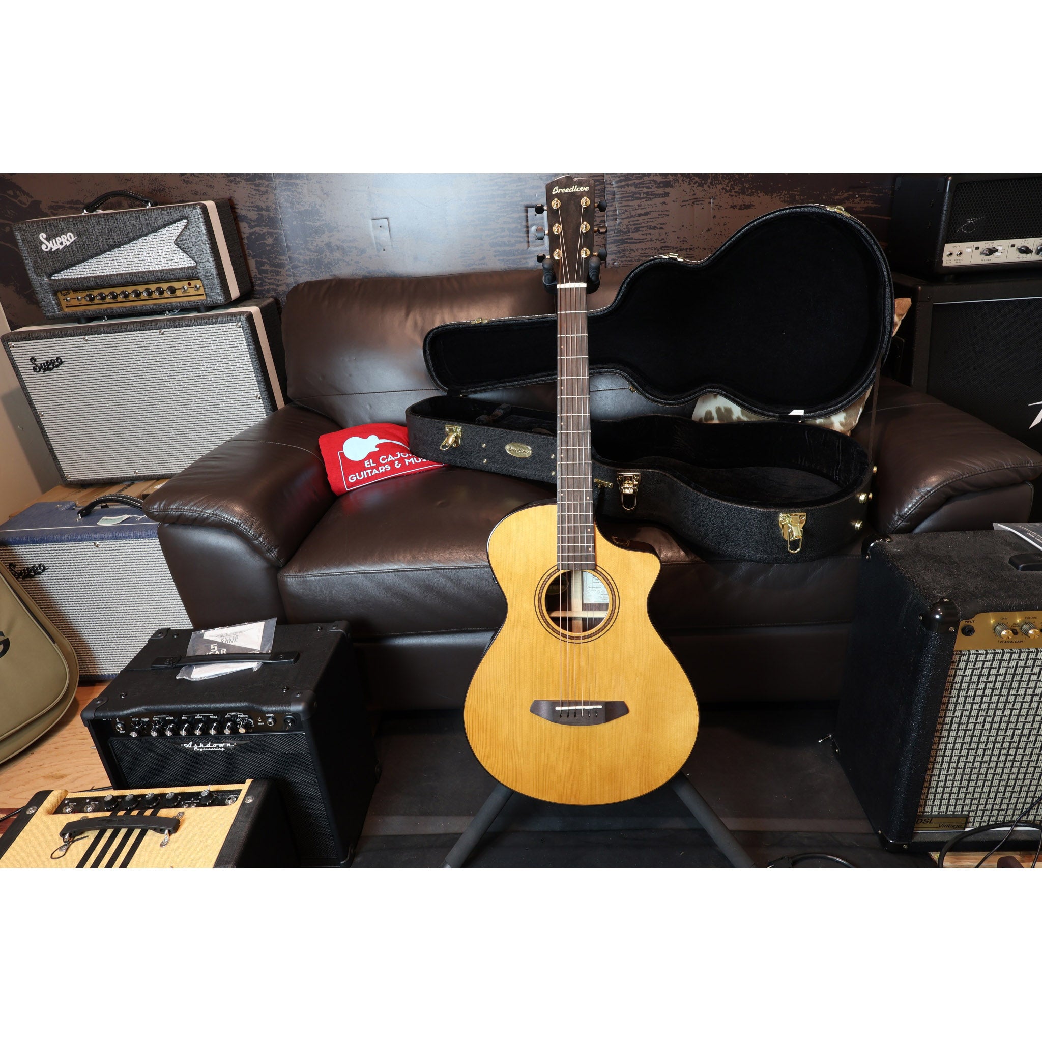 Breedlove PFCA18CEEUIR CC230207288 Performer Pro Concertina CE Acoustic-Electric Guitar – Aged Toner