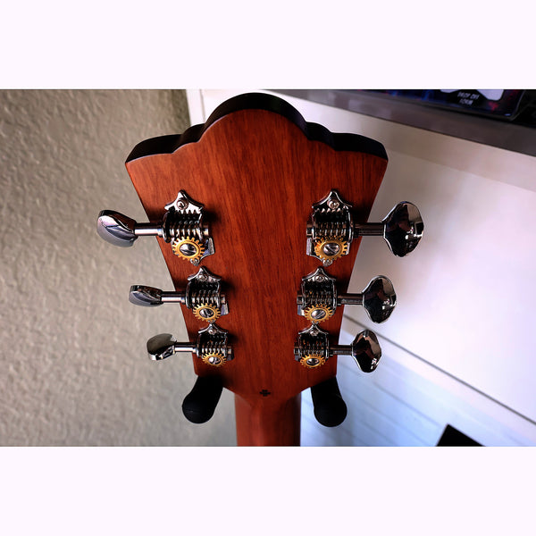Guild OM-320 NAT Solid Top Orchestra Acoustic Guitar