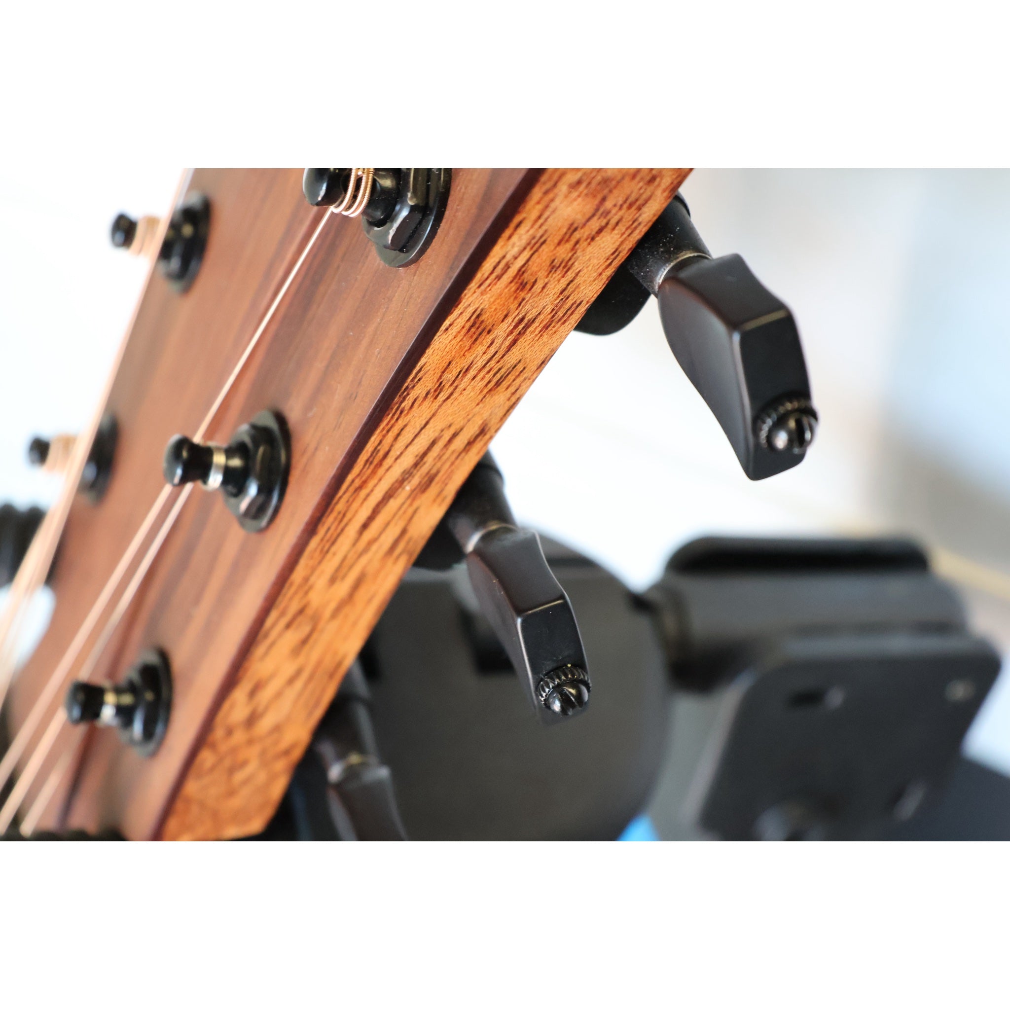 LAG T118ACE-BRS Auditorium Cutaway Acoustic-Electric Guitar Brown Shadow