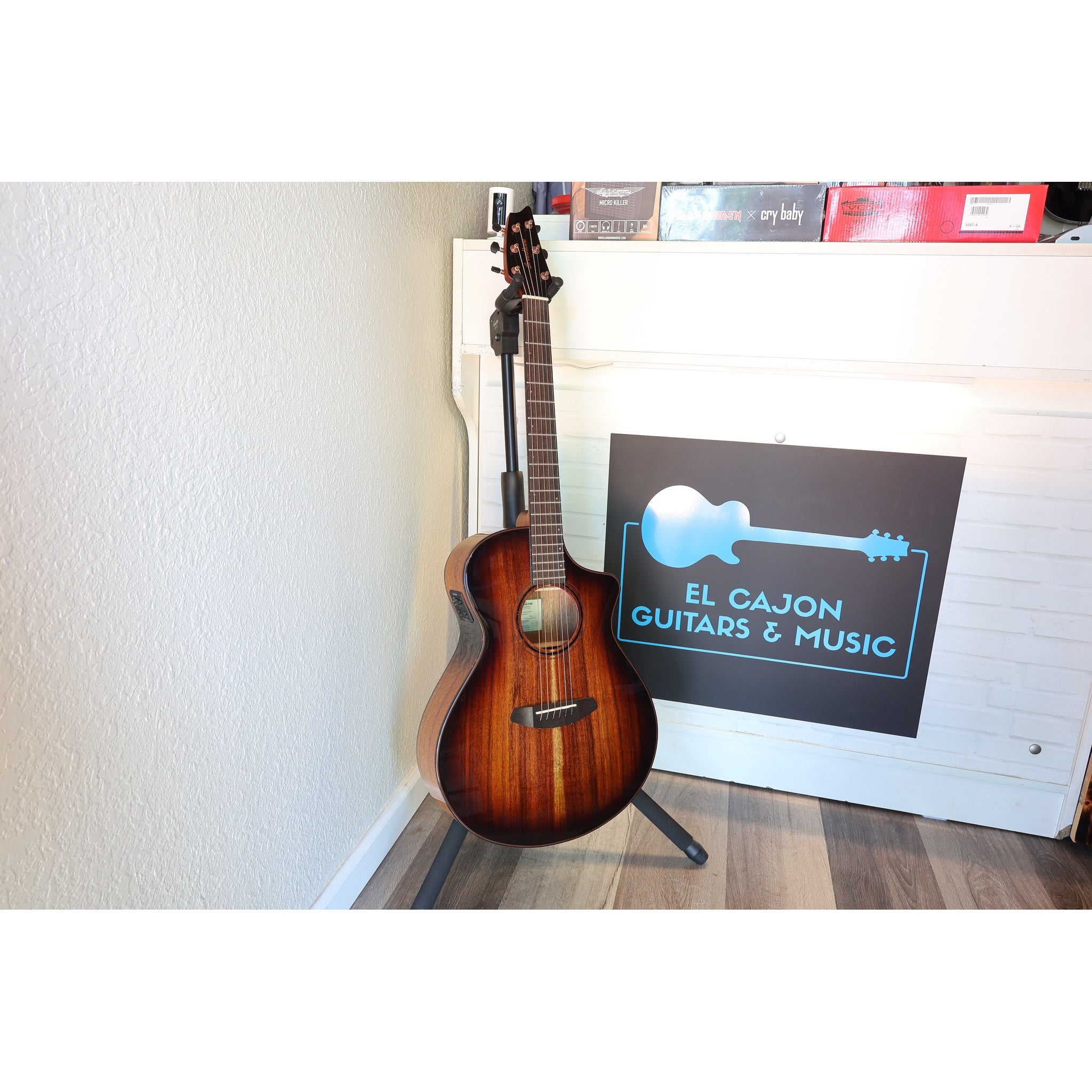 Breedlove Pursuit Exotic S Concert CE Acoustic-Electric Guitar – Edgeburst Koa