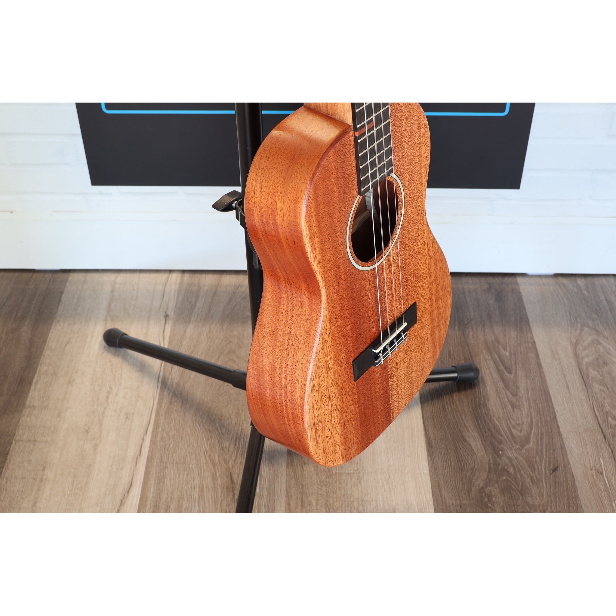Kala All Solid Mahogany Waterfall Baritone Ukulele - KA-WF-AMHG-B_W/BAG
