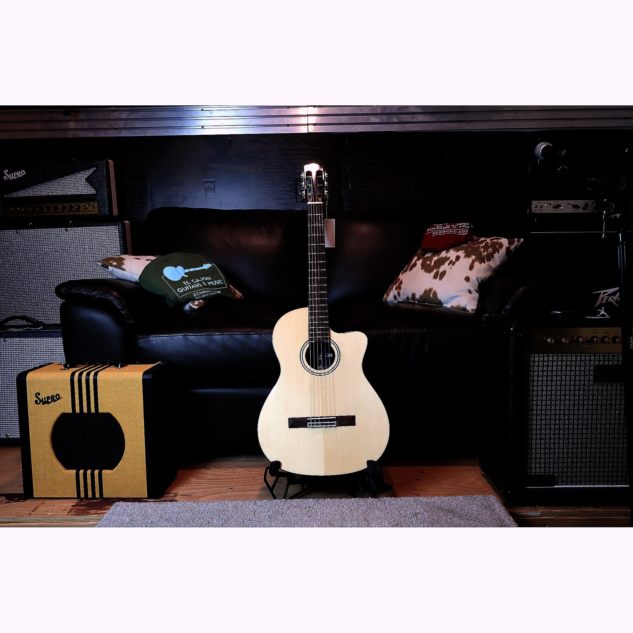 Córdoba Fusion 5 Nylon String Crossover Classical Guitar