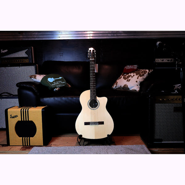 Córdoba Fusion 5 Nylon String Crossover Classical Guitar