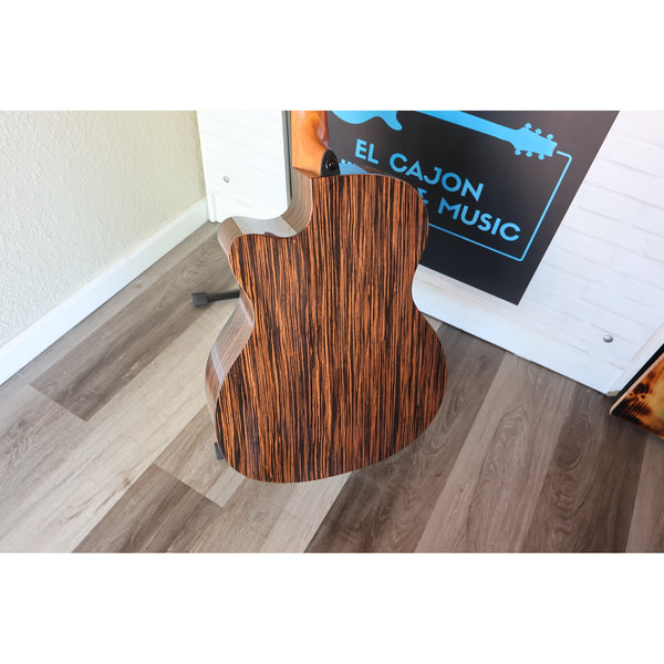 Lag HyVibe 50 Auditorium Bevel Cutaway Acoustic-Electric Smart Guitar