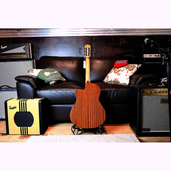 Córdoba Fusion 5 Nylon String Crossover Classical Guitar