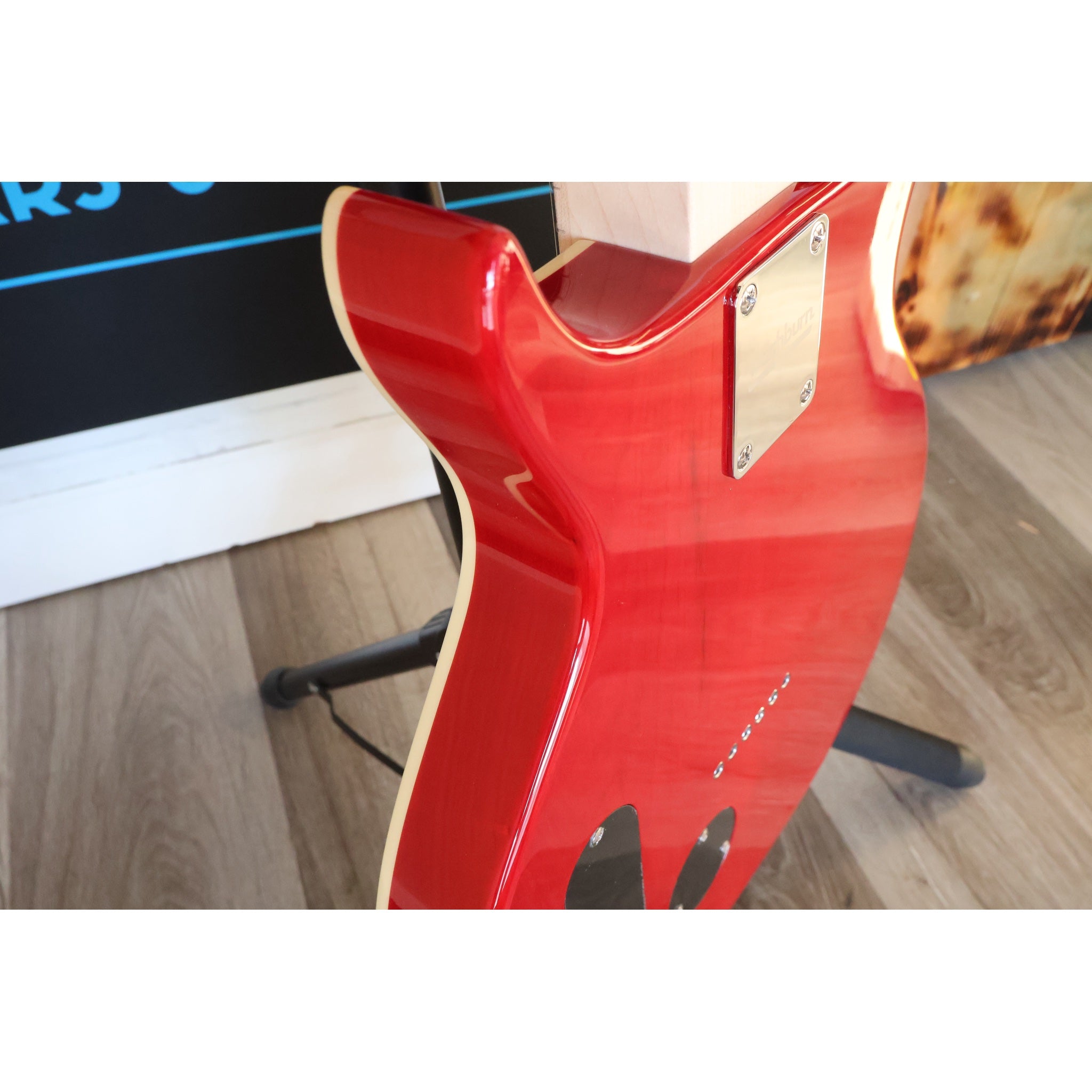 Washburn Wing Series Raven R5CB-U Electric Guitar – Cherry Burst