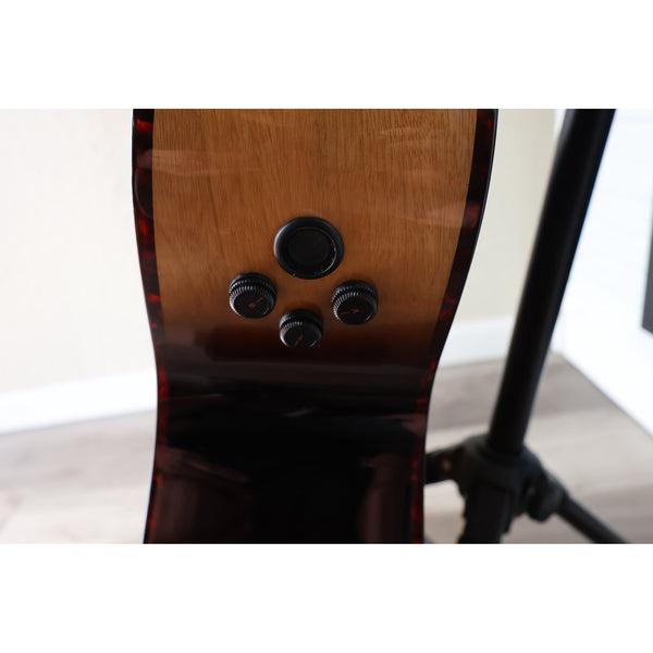 Breedlove Artista Pro Concerto CE Acoustic-Electric Guitar – Burnt Amber