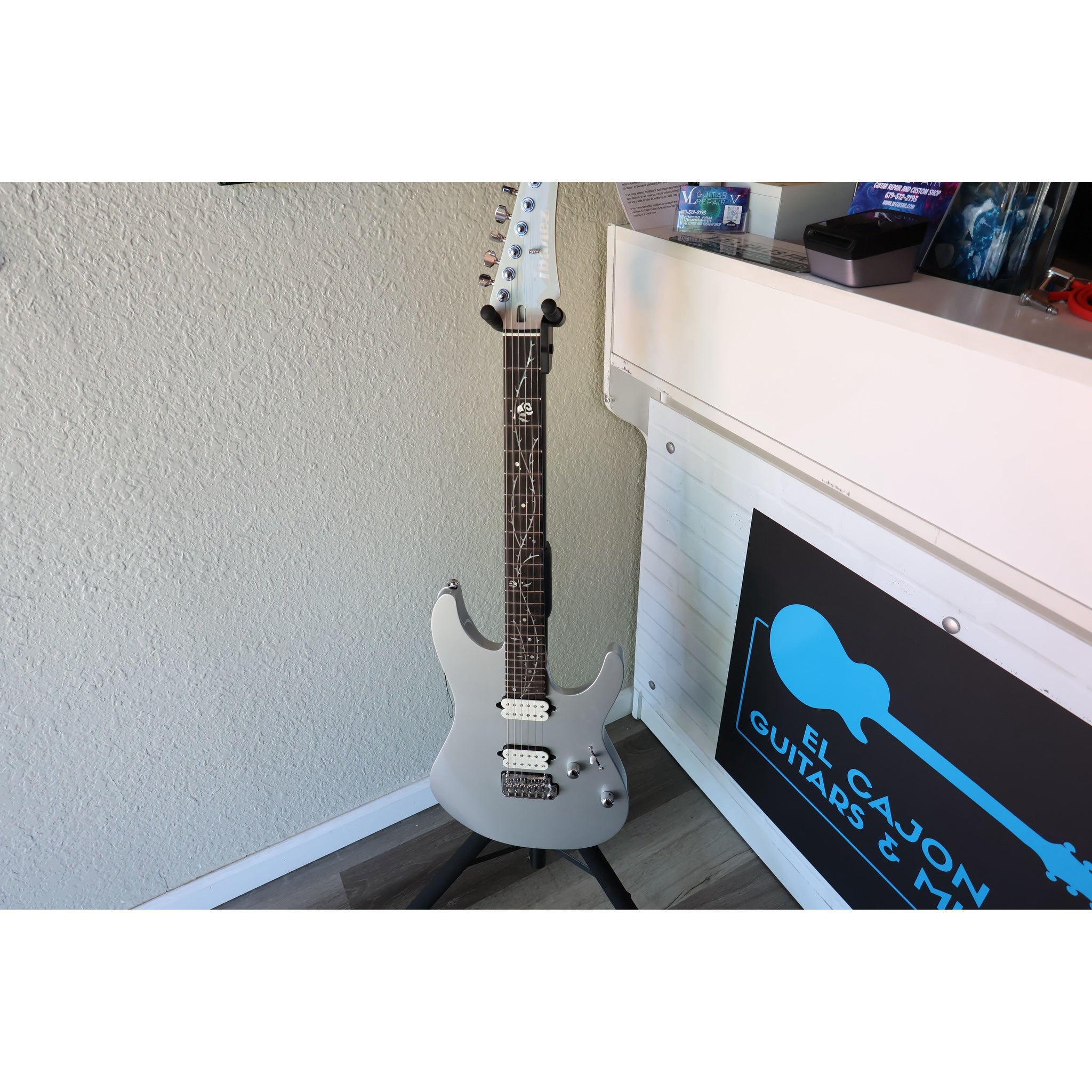Ibanez TOD10 Tim Henson Signature Electric Guitar – Tree of Death Inlay | Fishman Fluence