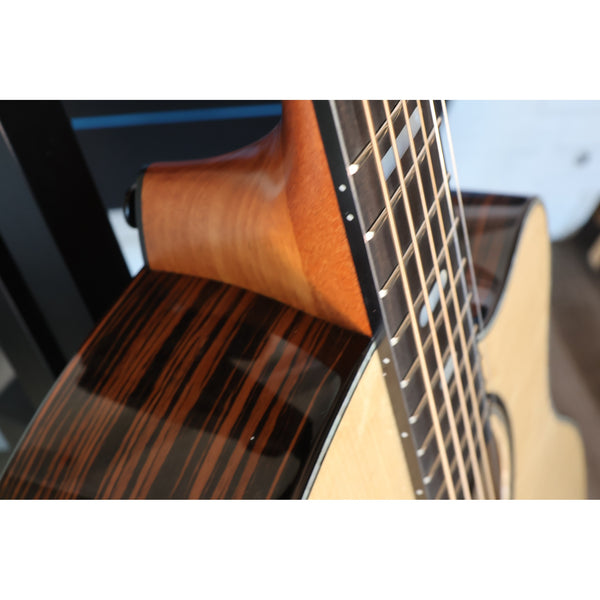 Lag HyVibe 50 Auditorium Bevel Cutaway Acoustic-Electric Smart Guitar