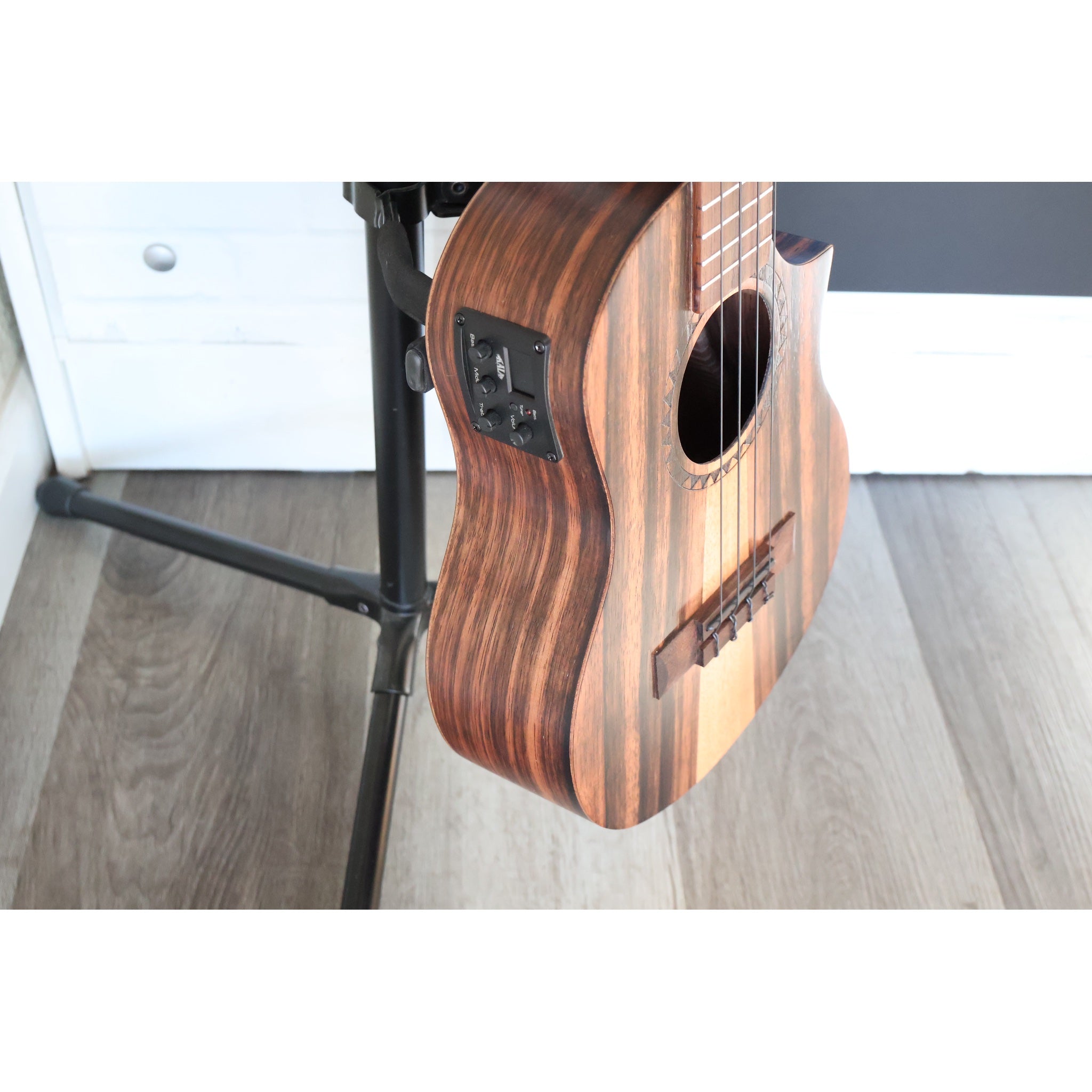 Kala Amara Tri-Top Tenor Ukulele with Cutaway & EQ – KA-AM-T-CE