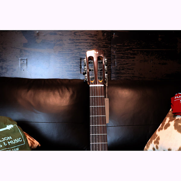 Córdoba Fusion 5 Nylon String Crossover Classical Guitar