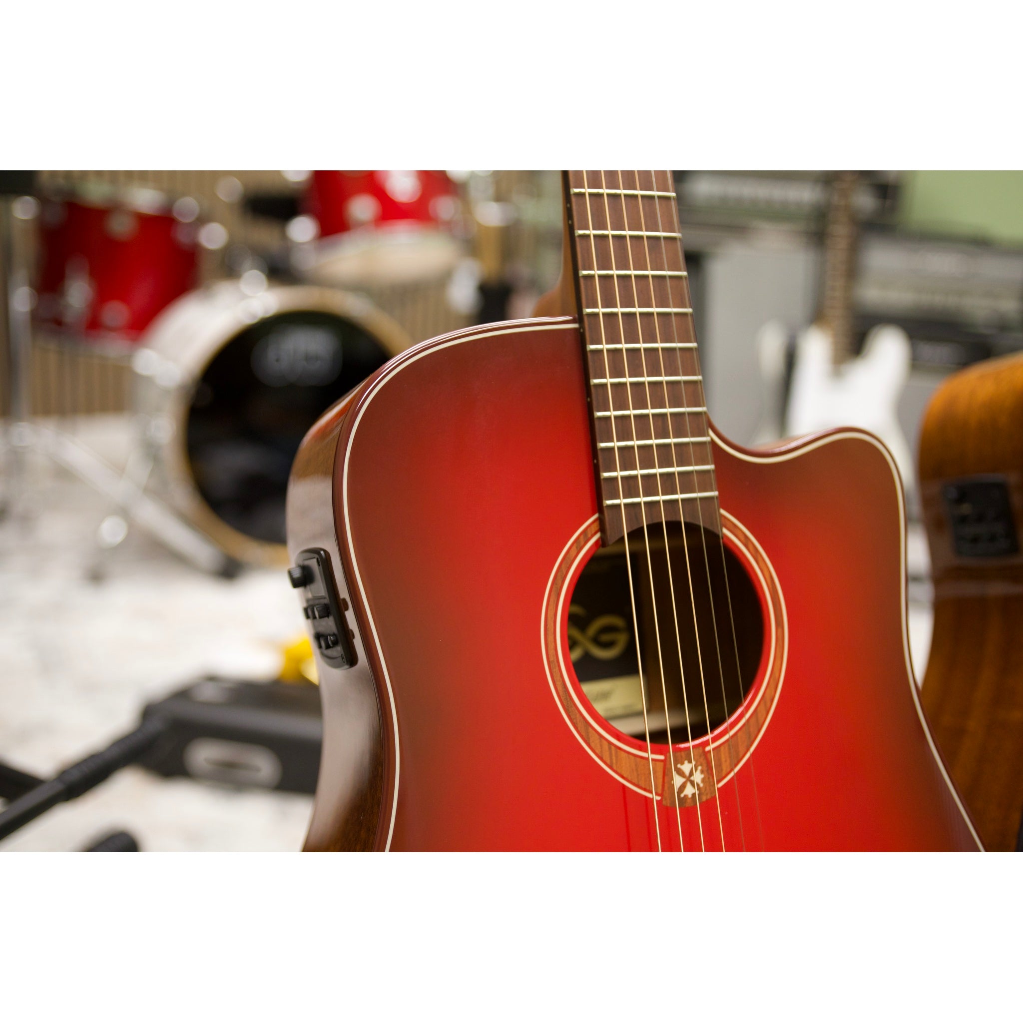 Lâg Tramontane Special Red Burst Dreadnought Cutaway Acoustic-Electric Guitar