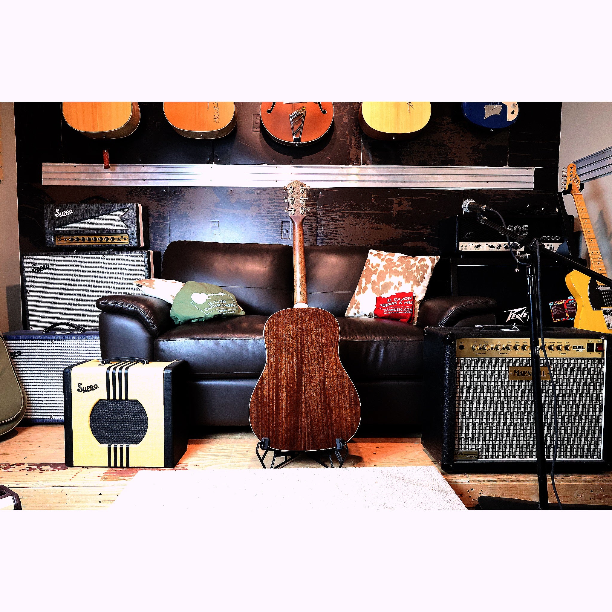 Guild DS-240 Memoir Vintage Sunburst Slope Shoulder Acoustic