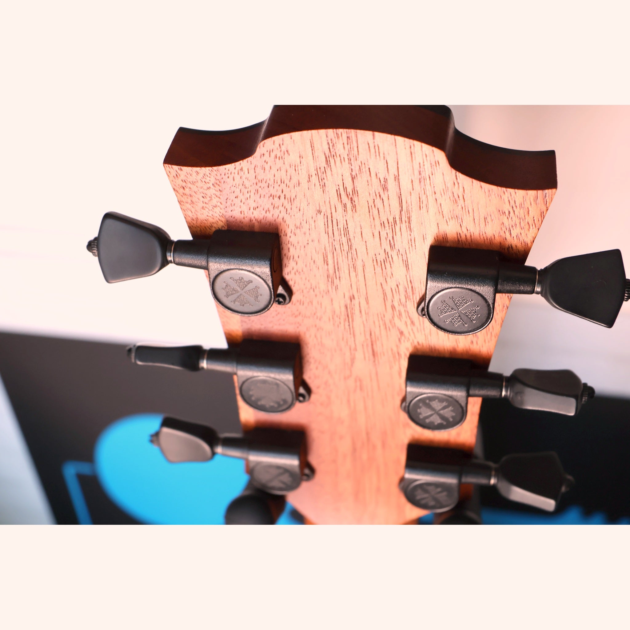 Lag HyVibe 10 Smart Guitar – Dreadnought Cutaway Acoustic-Electric with Bluetooth