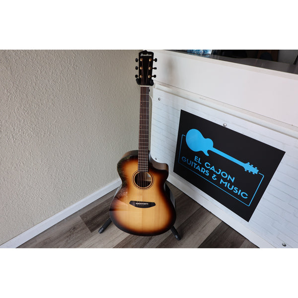 Breedlove Artista Pro Concerto CE Acoustic-Electric Guitar – Burnt Amber