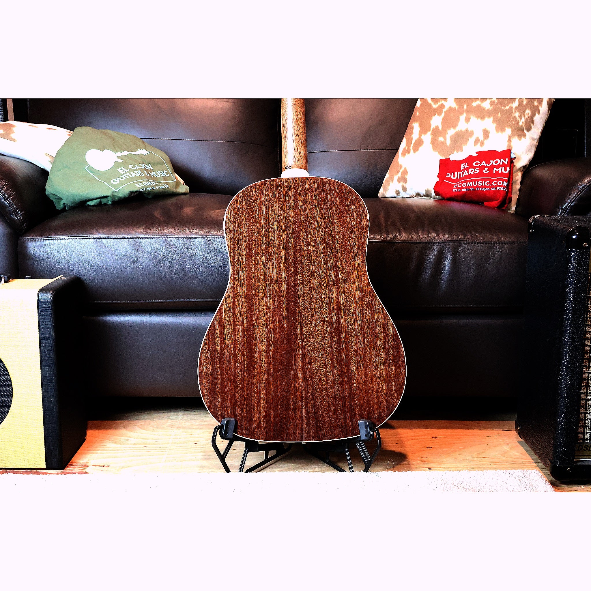 Guild DS-240 Memoir Vintage Sunburst Slope Shoulder Acoustic