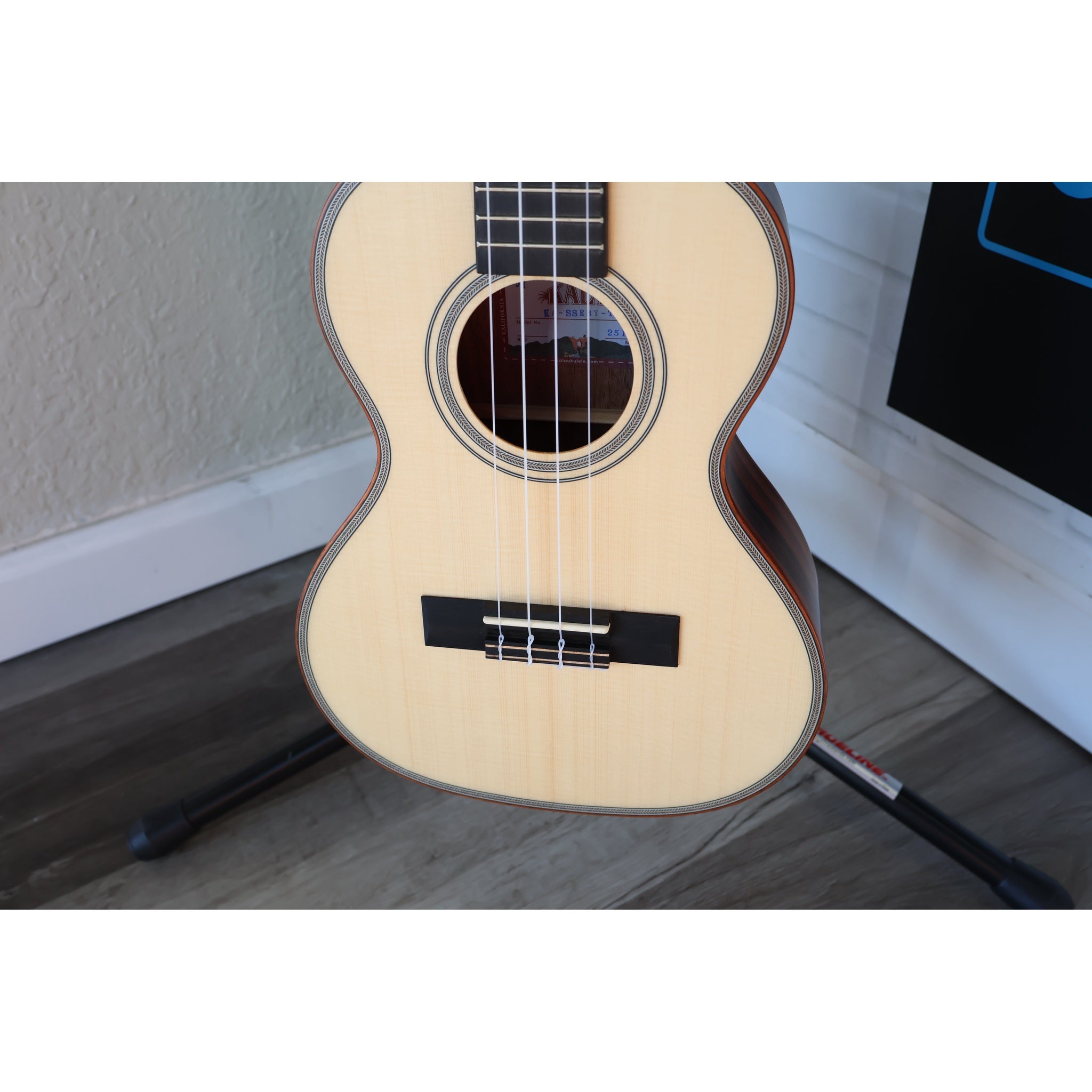 Kala Solid Spruce Top Striped Ebony Tenor Ukulele – KA-SSEBY-T