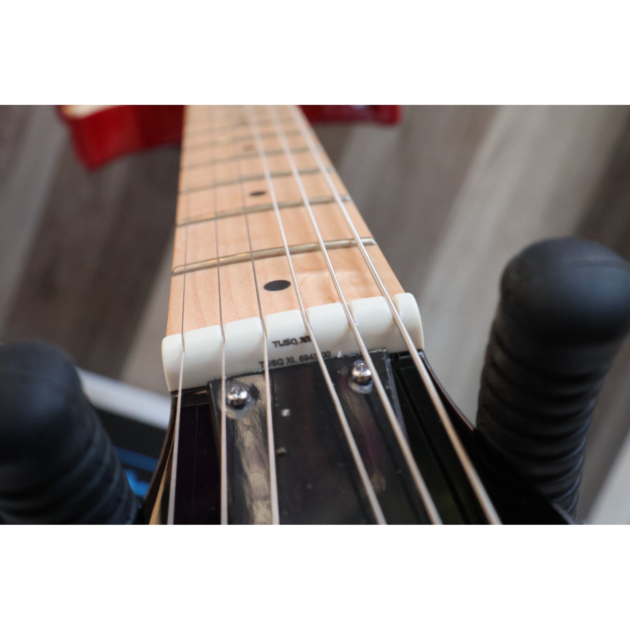 Washburn Wing Series Raven R5CB-U Electric Guitar – Cherry Burst