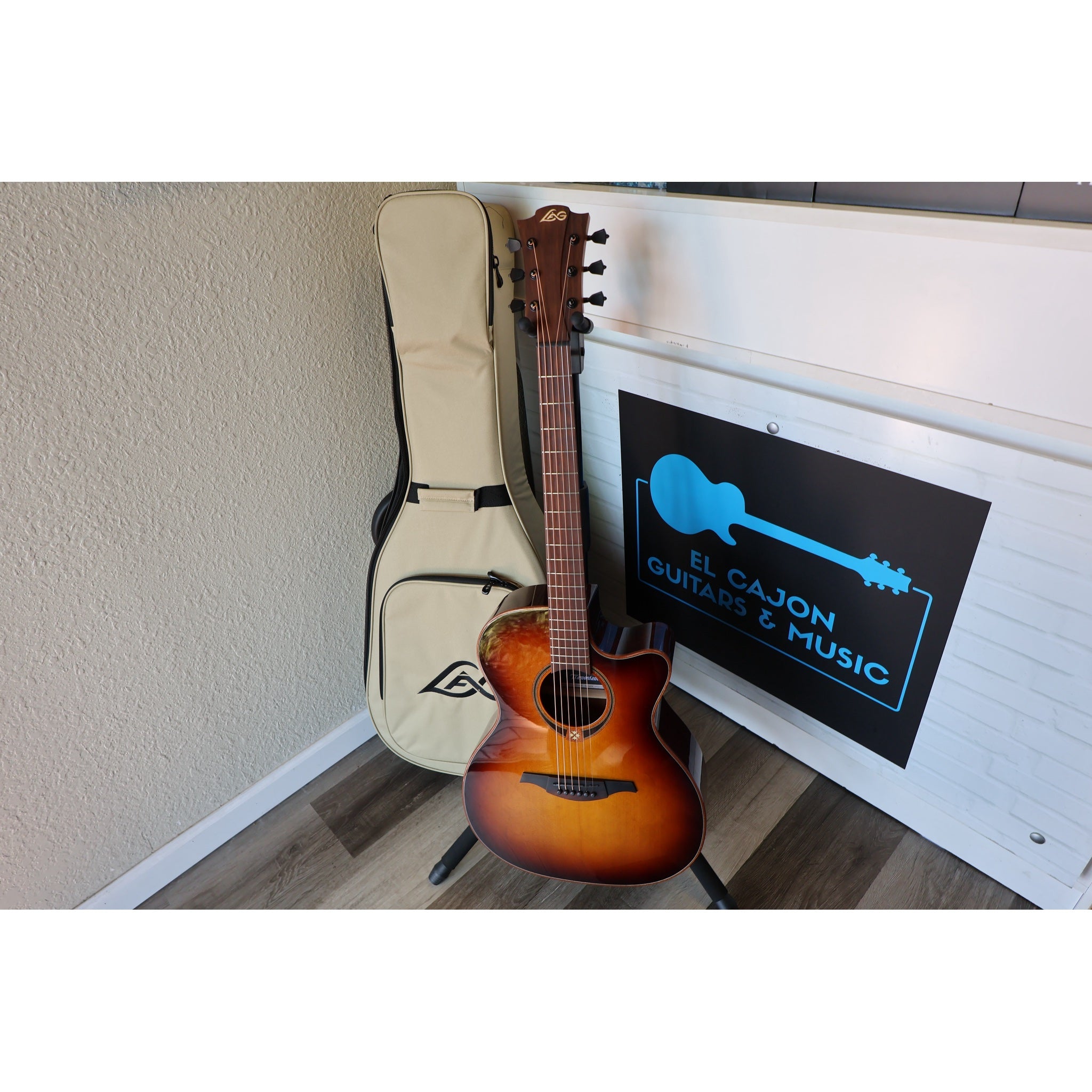 LAG T118ACE-BRS Auditorium Cutaway Acoustic-Electric Guitar Brown Shadow