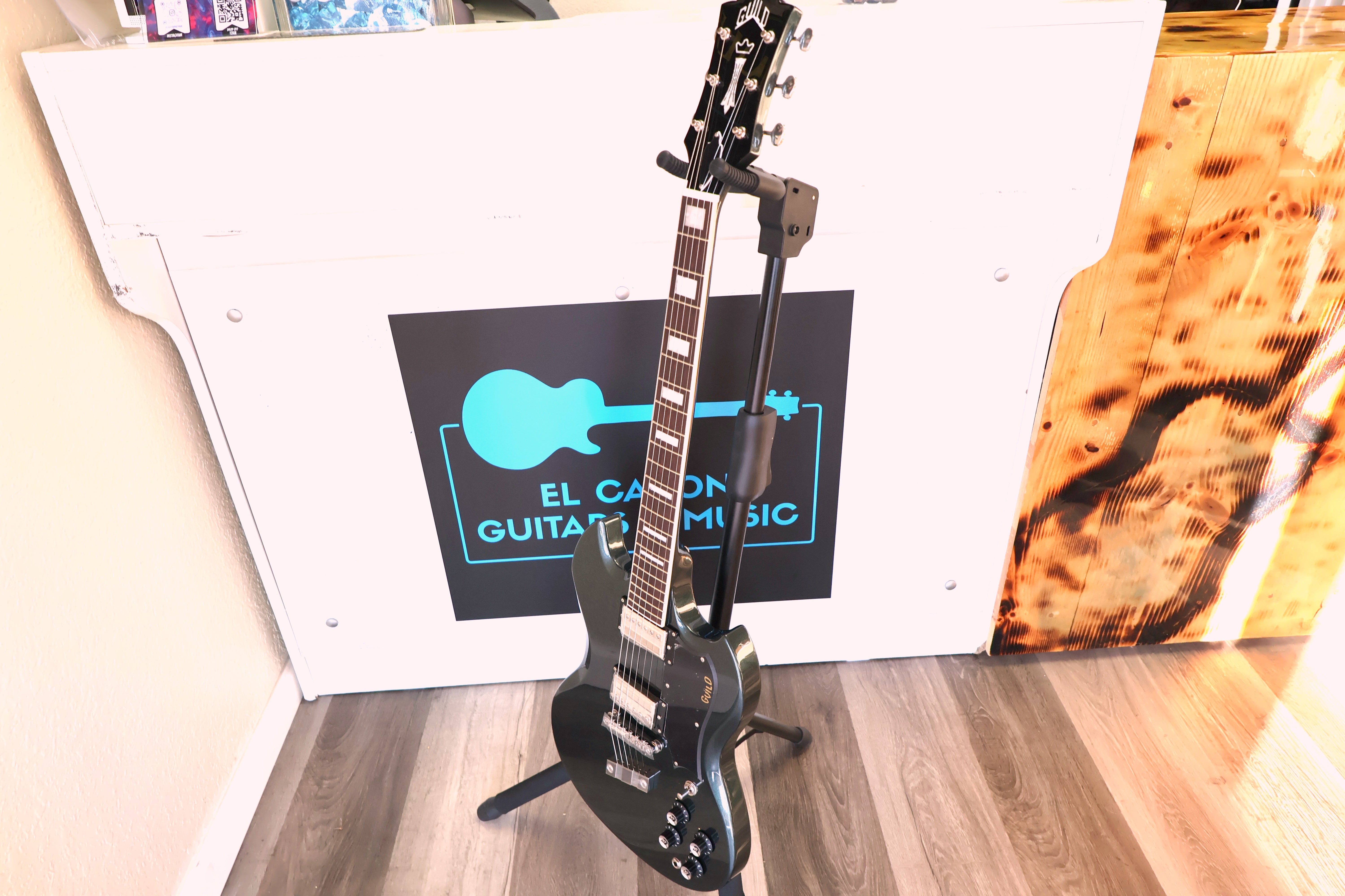 Guild Polara Deluxe Kingswood Green Electric Guitar