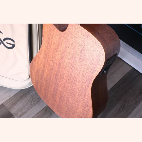 Lag HyVibe 10 Smart Guitar – Dreadnought Cutaway Acoustic-Electric with Bluetooth