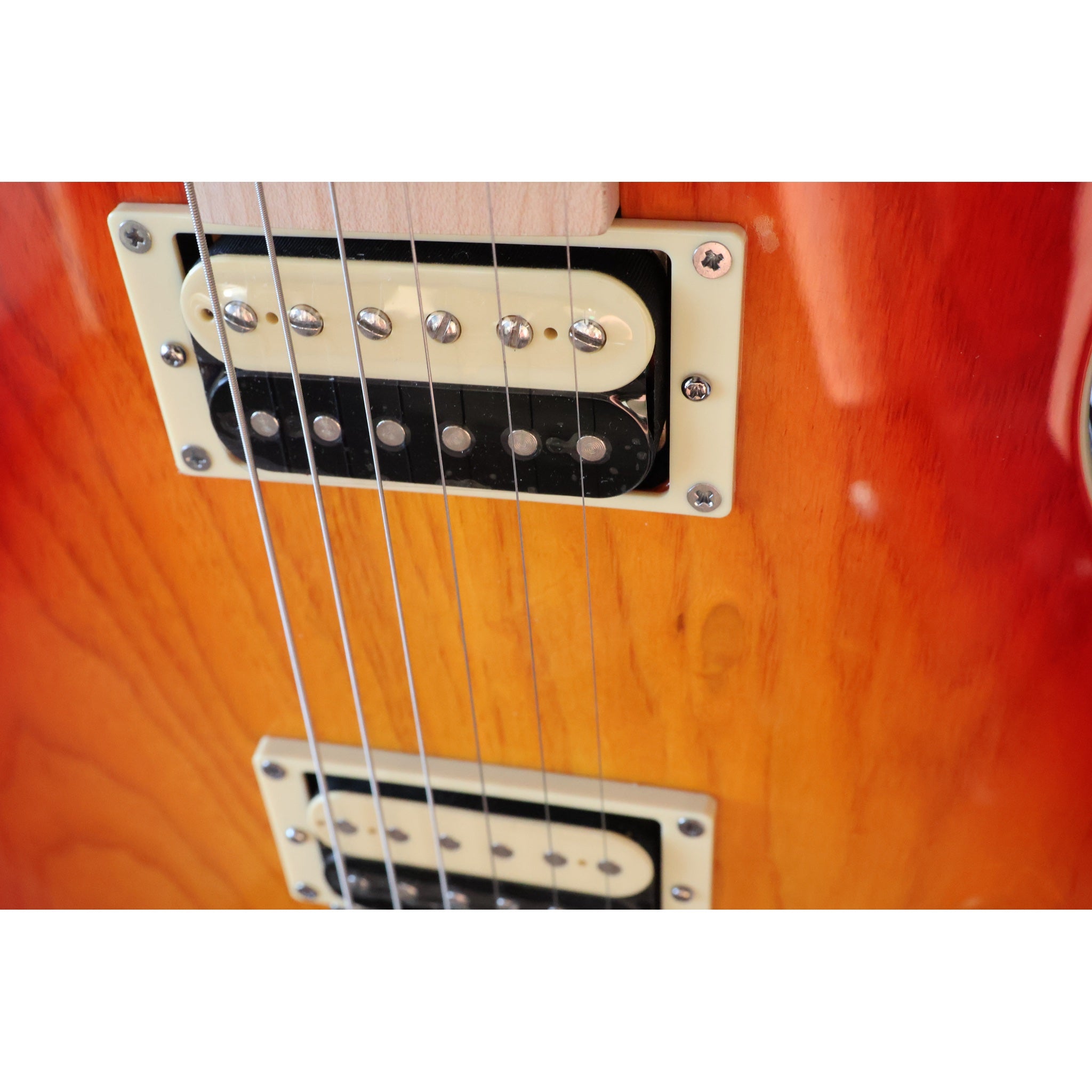 Washburn Wing Series Raven R5CB-U Electric Guitar – Cherry Burst