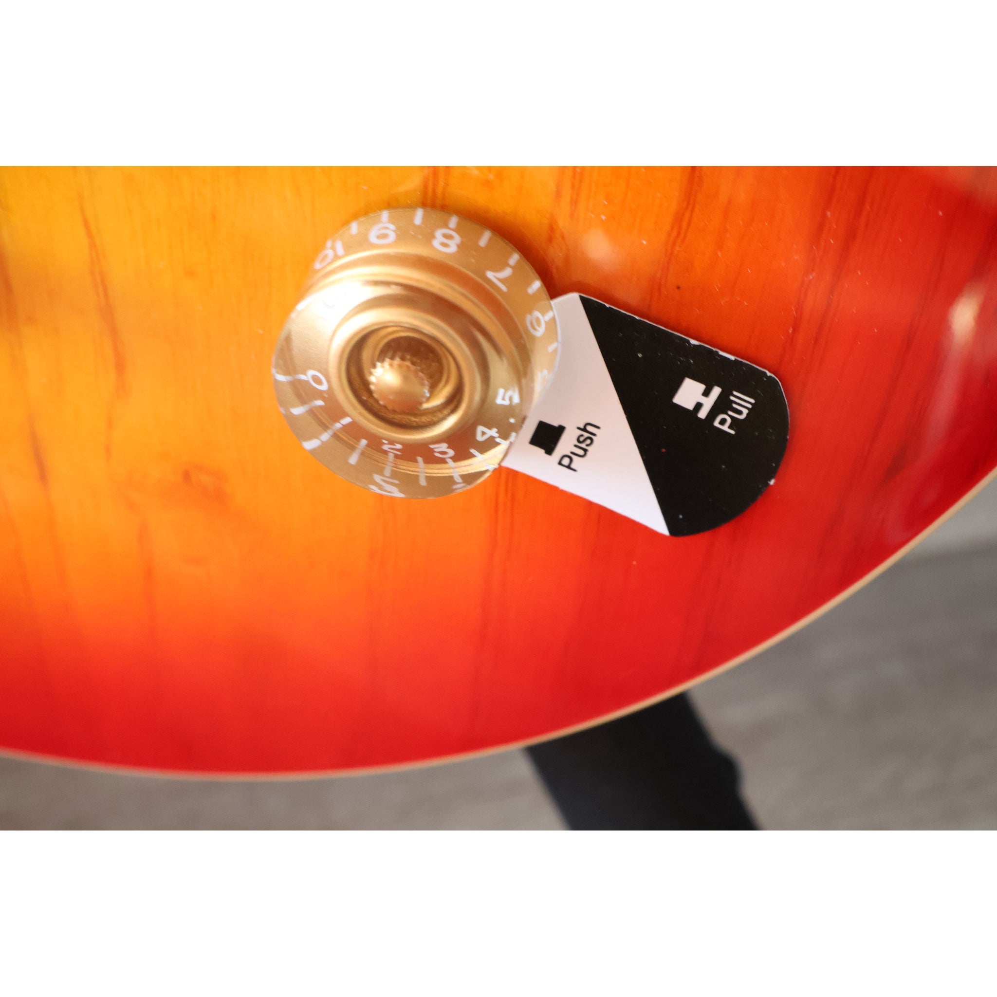 Washburn Wing Series Raven R5CB-U Electric Guitar – Cherry Burst