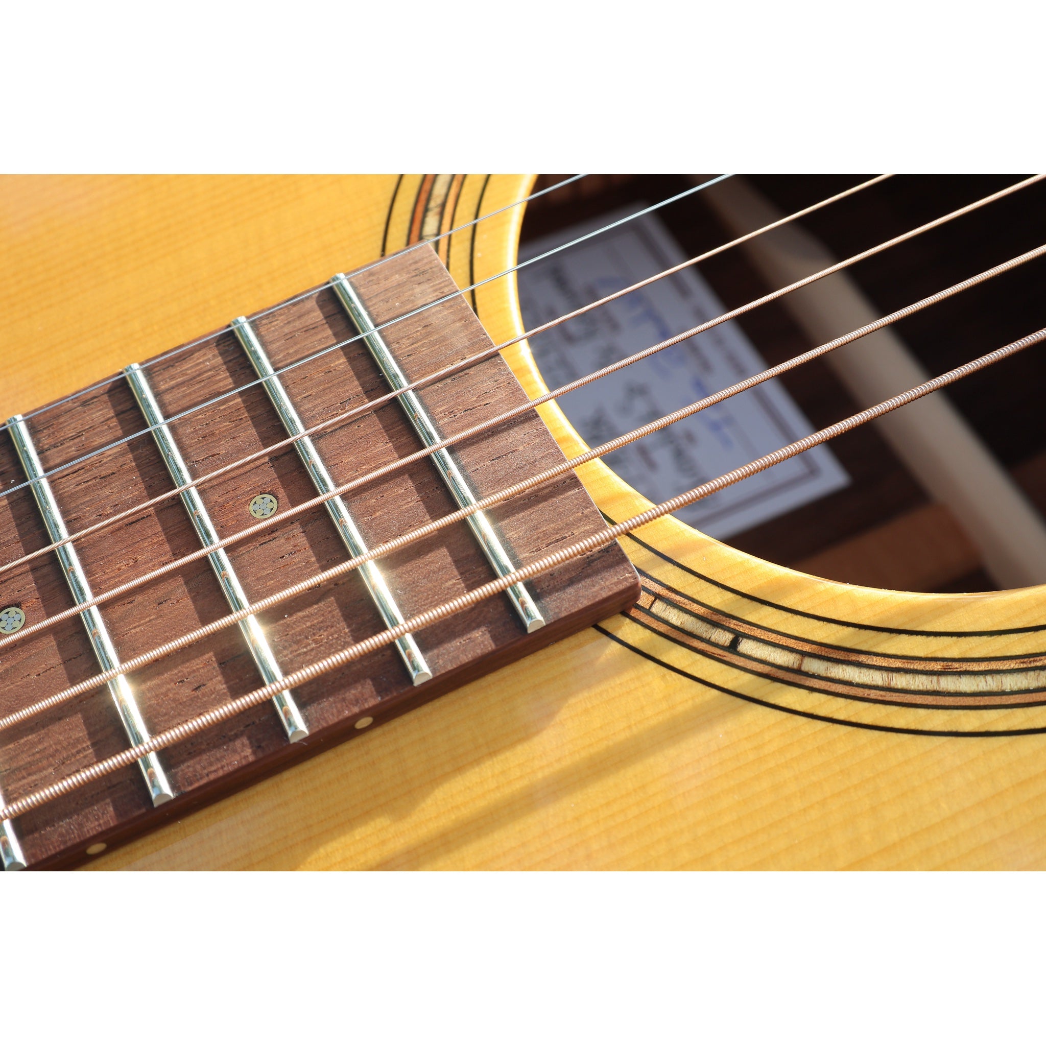 Bedell Bahia Parlor Adirondack Spruce & Brazilian Rosewood Acoustic Guitar – Tea Burst