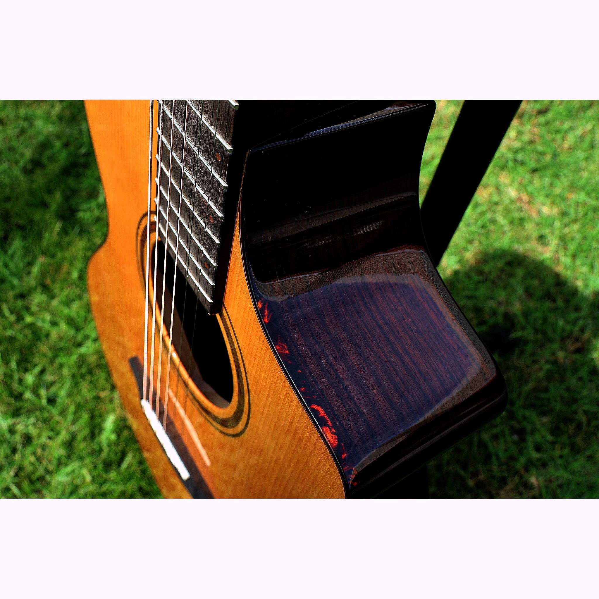 Breedlove Performer Pro Concert CE Acoustic-Electric Guitar – Aged Toner