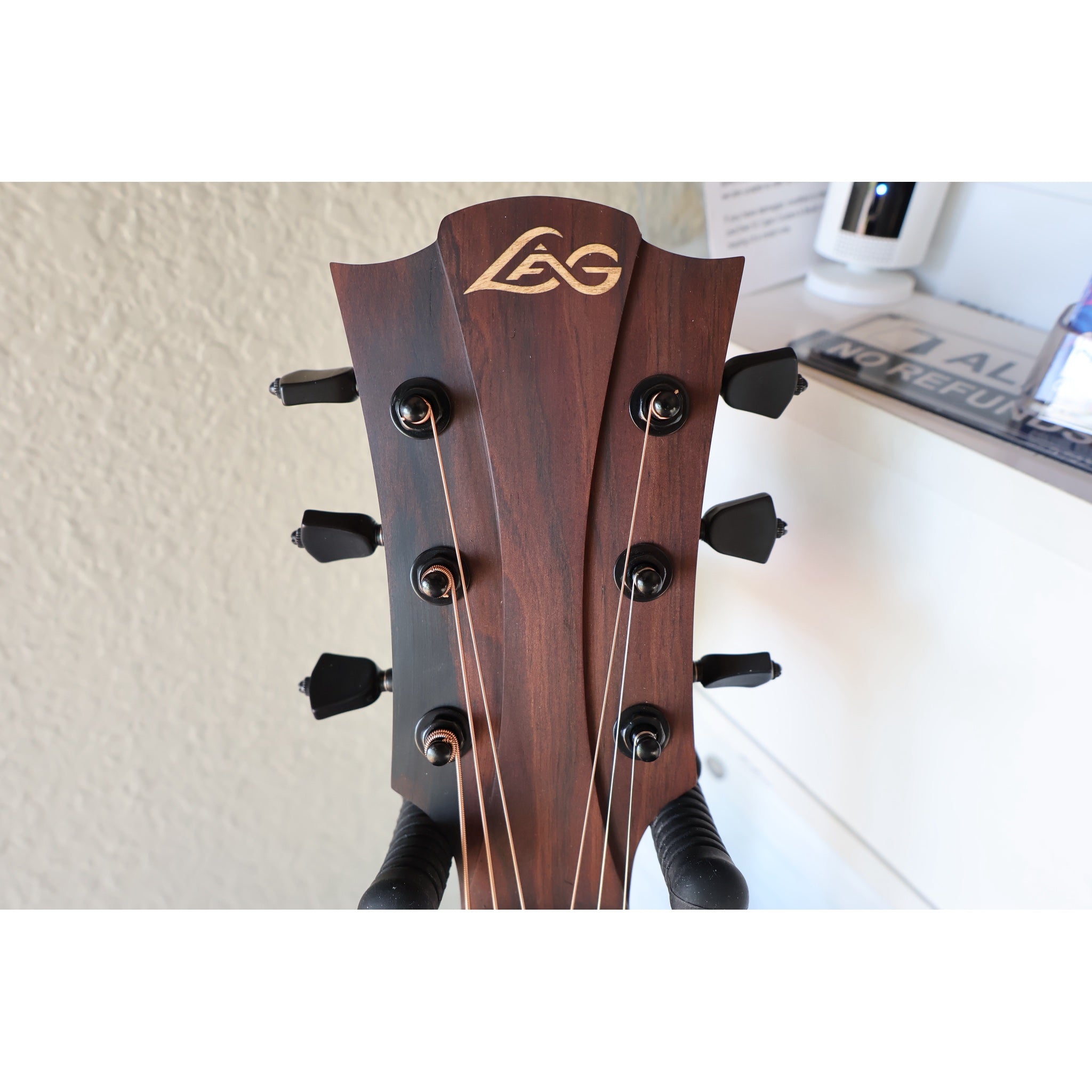 LAG T118ACE Auditorium Cutaway Acoustic-Electric Guitar – Natural