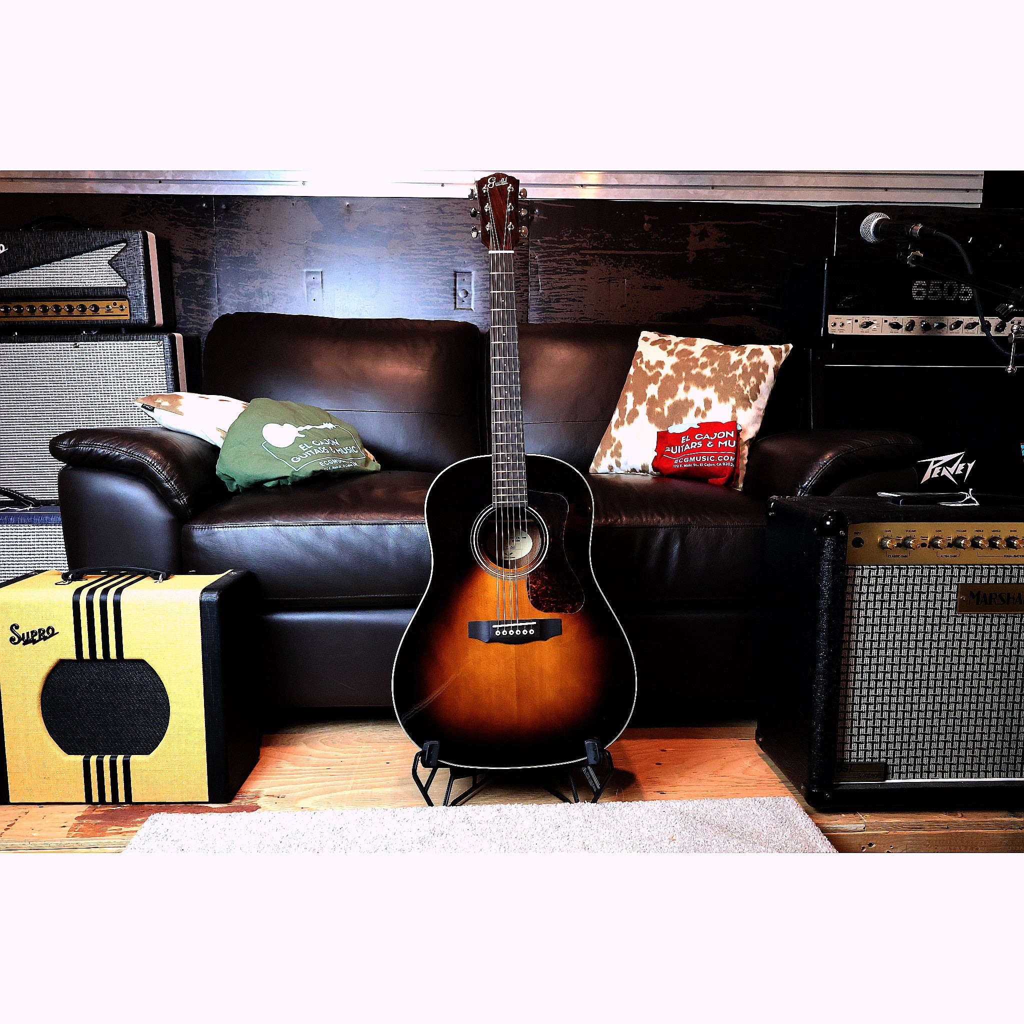 Guild DS-240 Memoir Vintage Sunburst Slope Shoulder Acoustic
