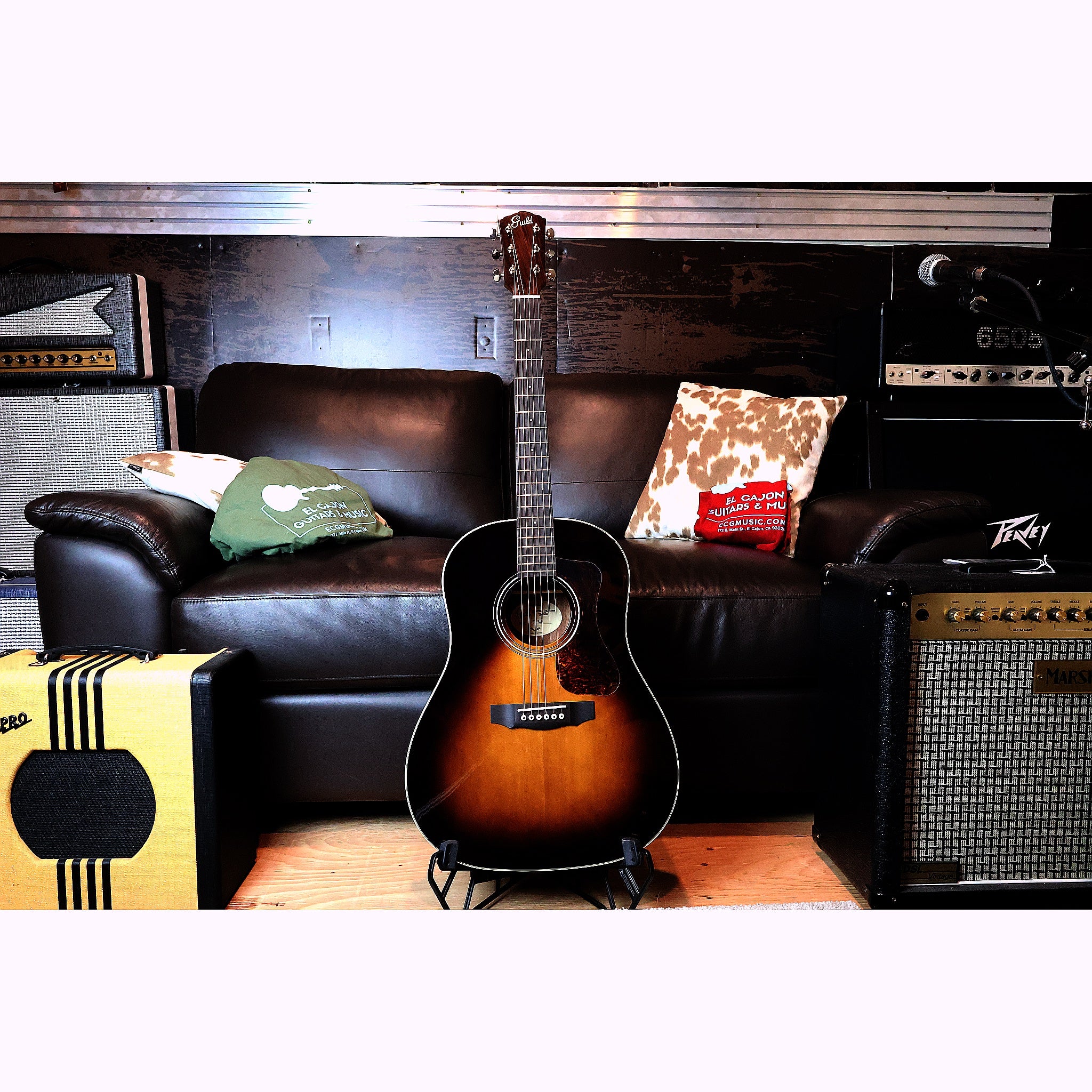 Guild DS-240 Memoir Vintage Sunburst Slope Shoulder Acoustic