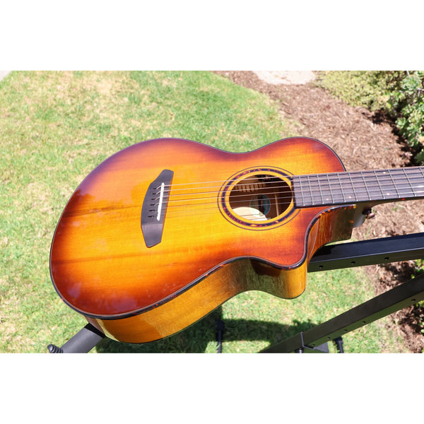 Breedlove Pursuit Exotic S Companion Tiger's Eye CE Myrtlewood-Myrtlewood — CC250205209