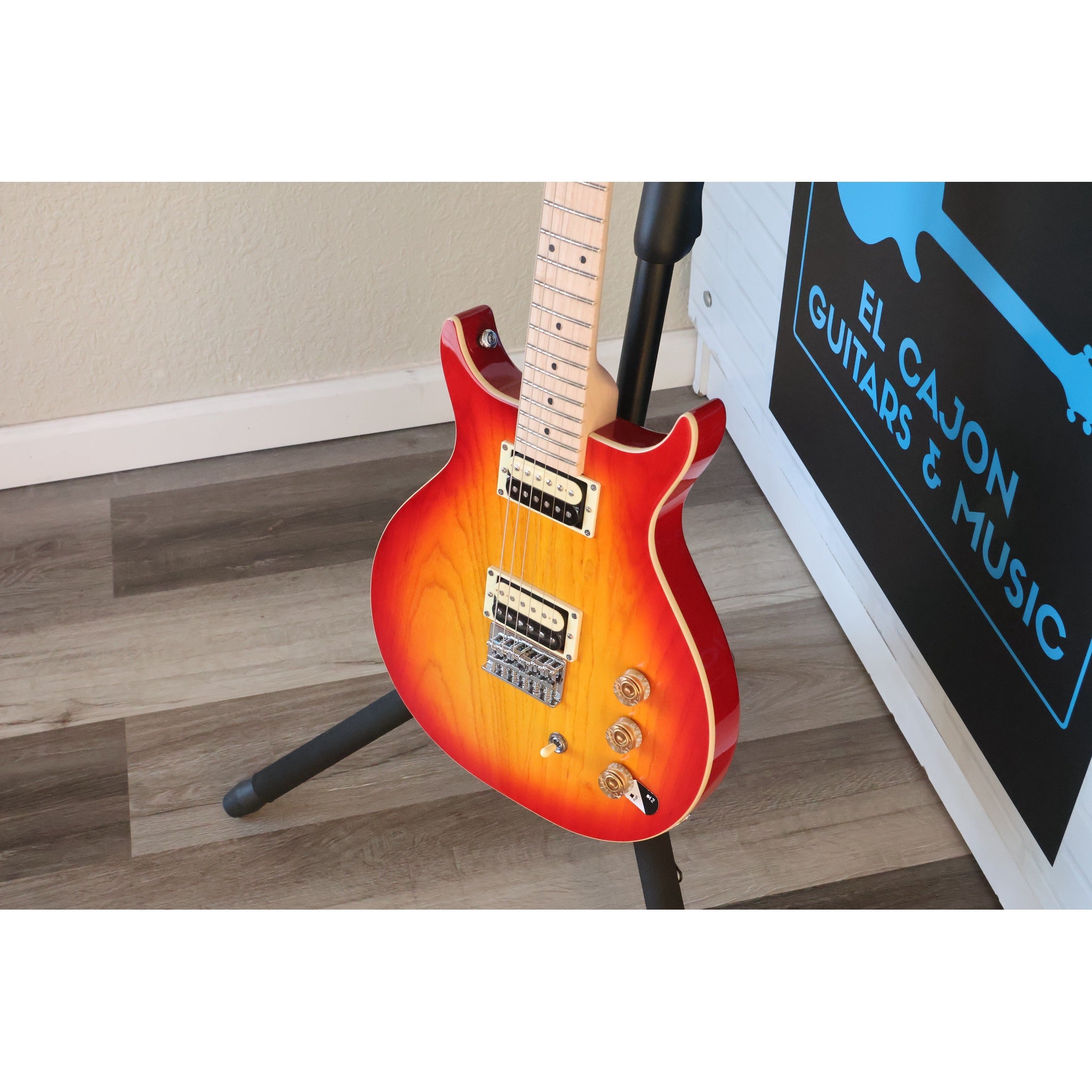 Washburn Wing Series Raven R5CB-U Electric Guitar – Cherry Burst