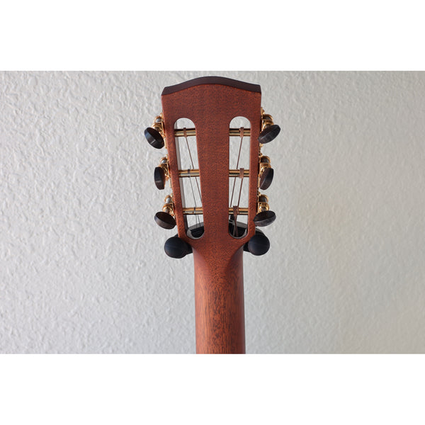 Bedell Bahia Parlor Adirondack Spruce & Brazilian Rosewood Acoustic Guitar – Tea Burst