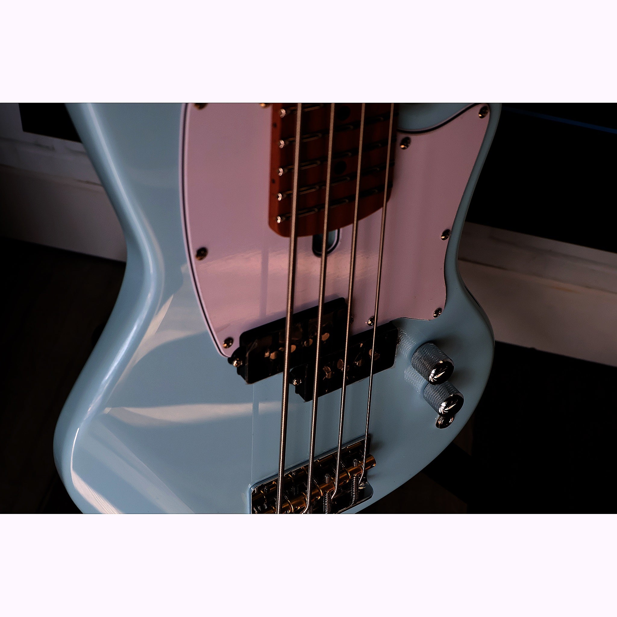 Ashdown Roasted Capri-23 Short-Scale Bass Guitar